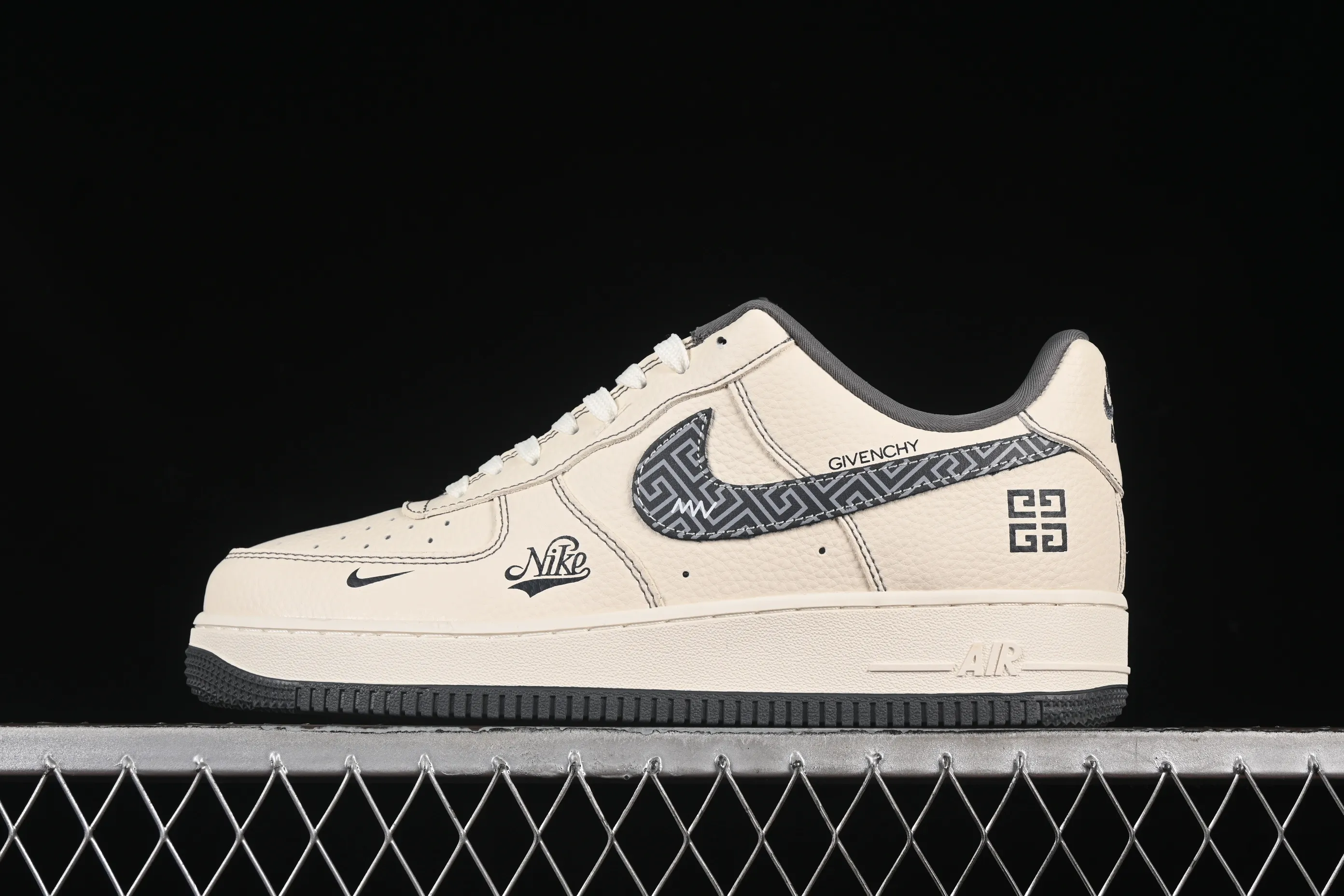 All categories Nk Air Force 1 Air Force series Nk Air Force 1 Low Air Force low top Nike Air Force 1'07 Low Givenchy co-branded pattern beige Air Force 1 low top casual sneakers DF0188-057